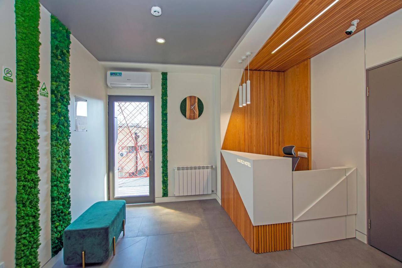 Cartez Hotel Yerevan Bagian luar foto